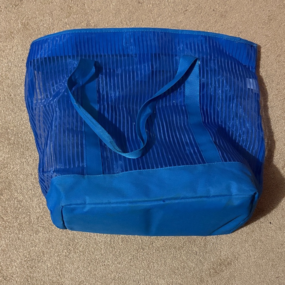 Blue mesh beach bag